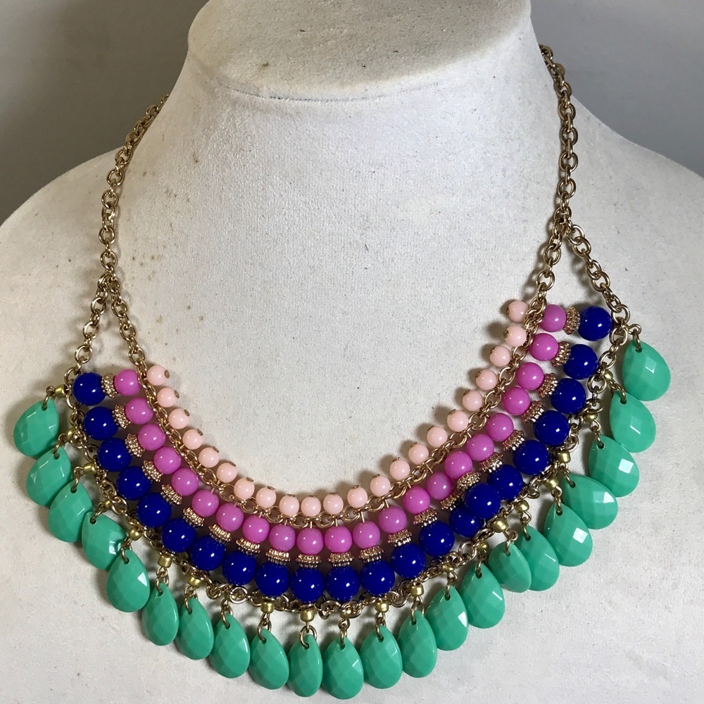 Stunning multicolor beaded necklace, 19”
